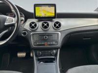 Mercedes-Benz CLA 12