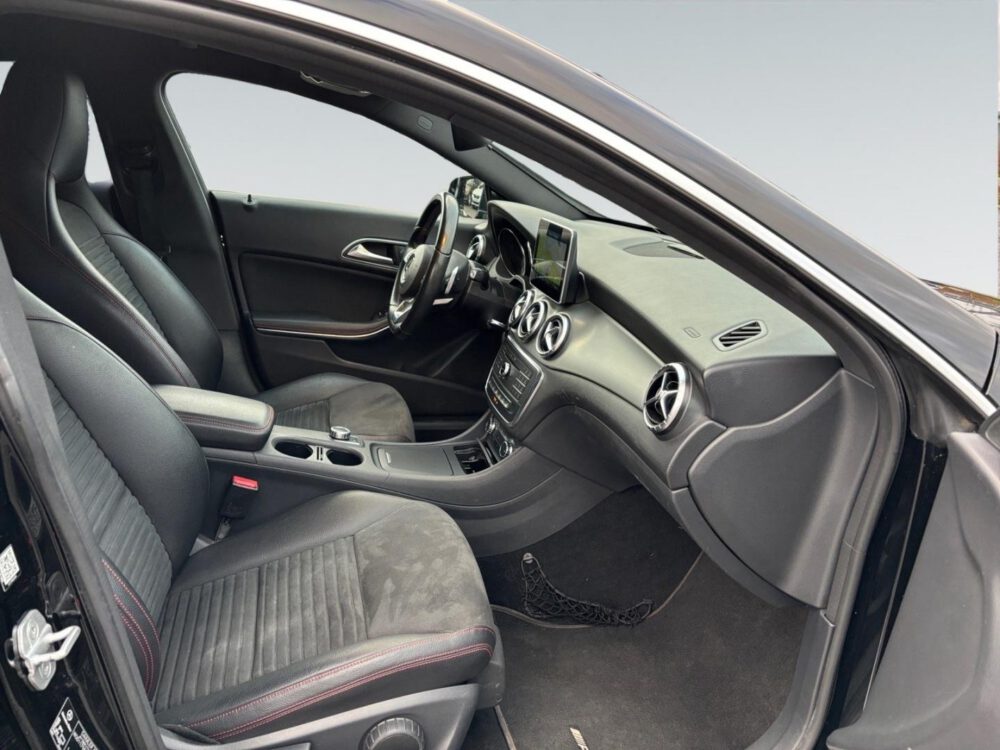 Mercedes-Benz CLA 15