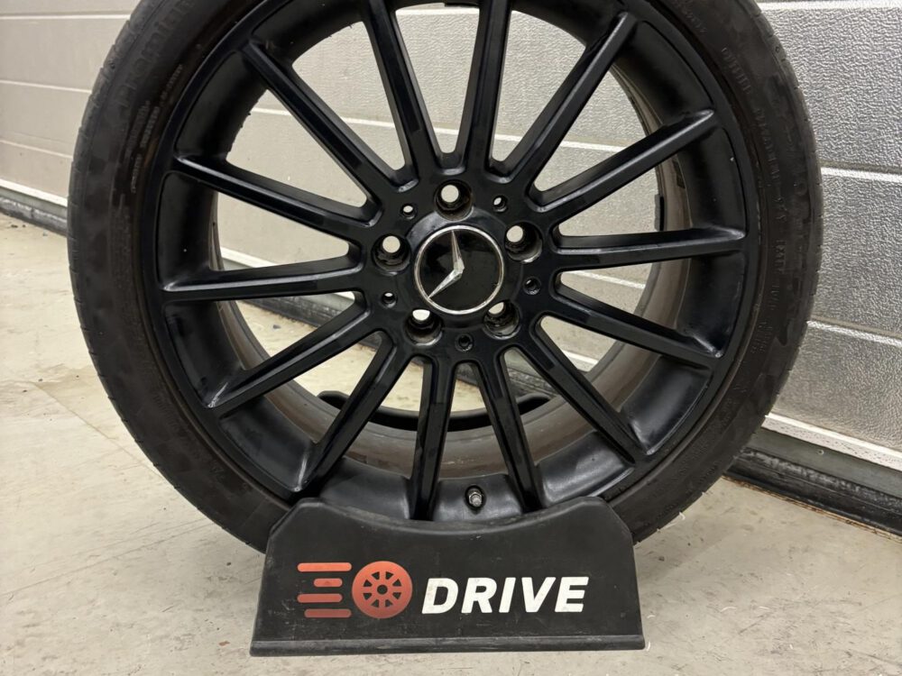 Mercedes-Benz CLA 17