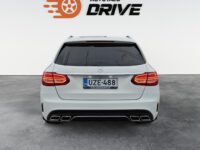 Mercedes-Benz C 4
