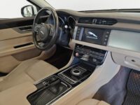 Jaguar XF 13