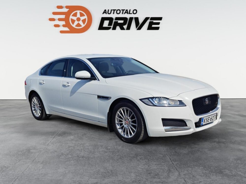 Jaguar XF 7