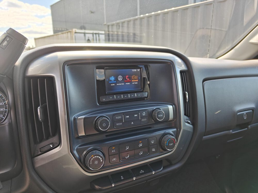 Chevrolet Silverado 18