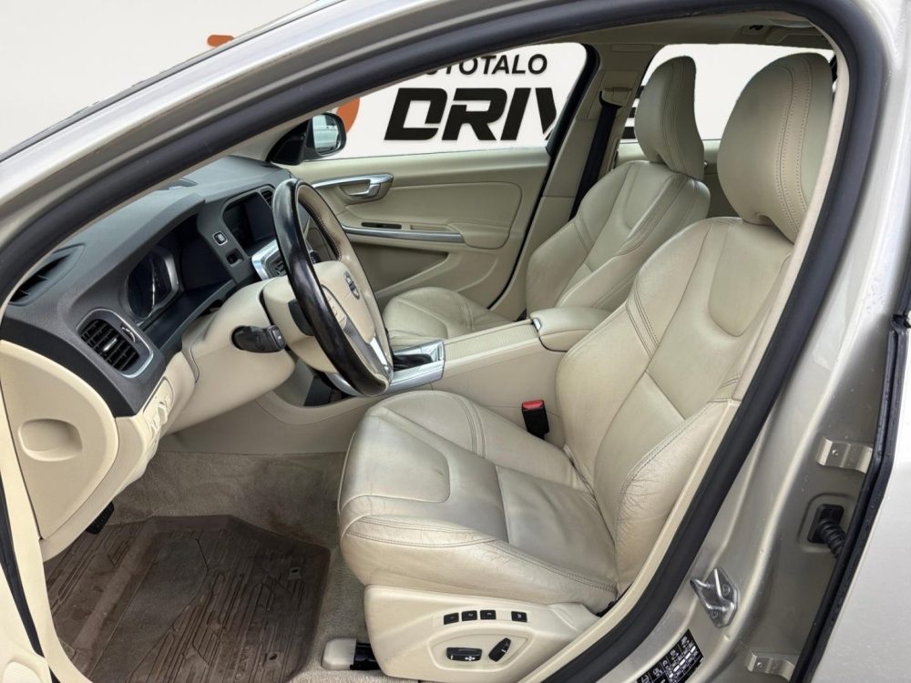 Volvo V60 9