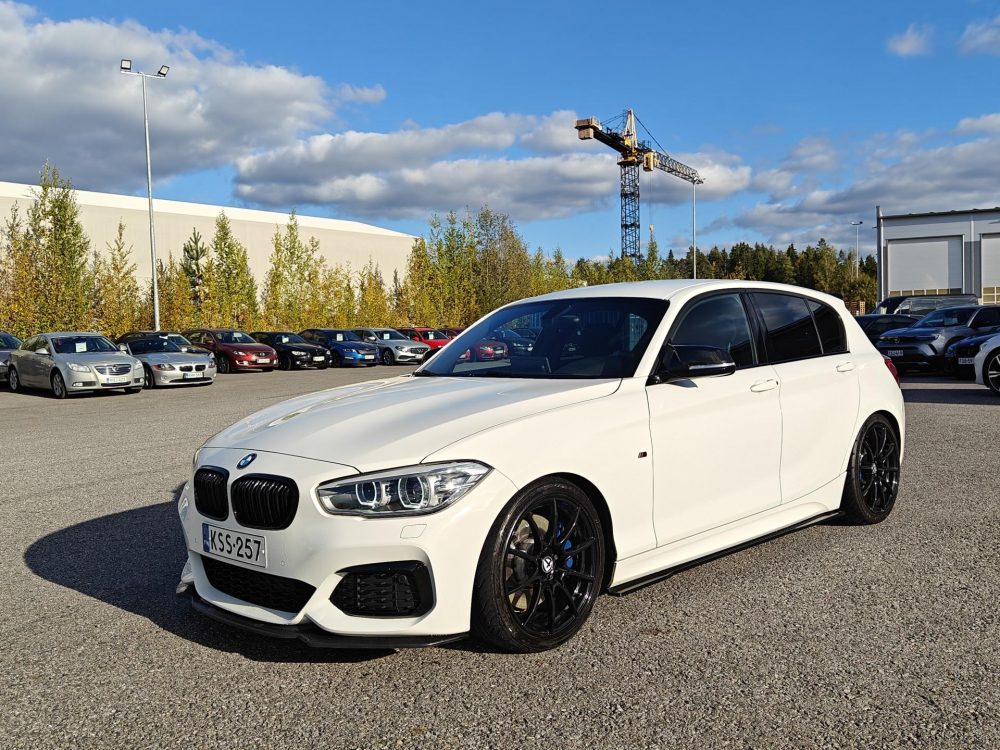 BMW M140i 1