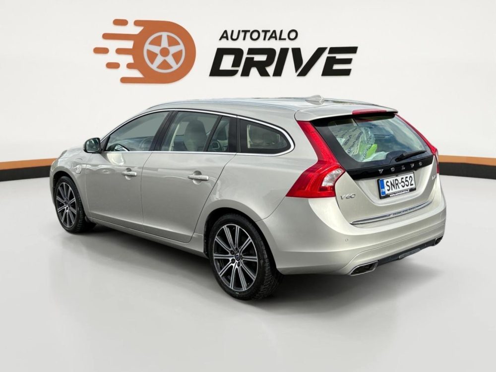 Volvo V60 3