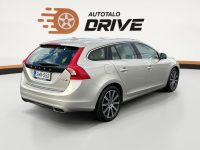 Volvo V60 5