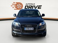 Audi Q7 8