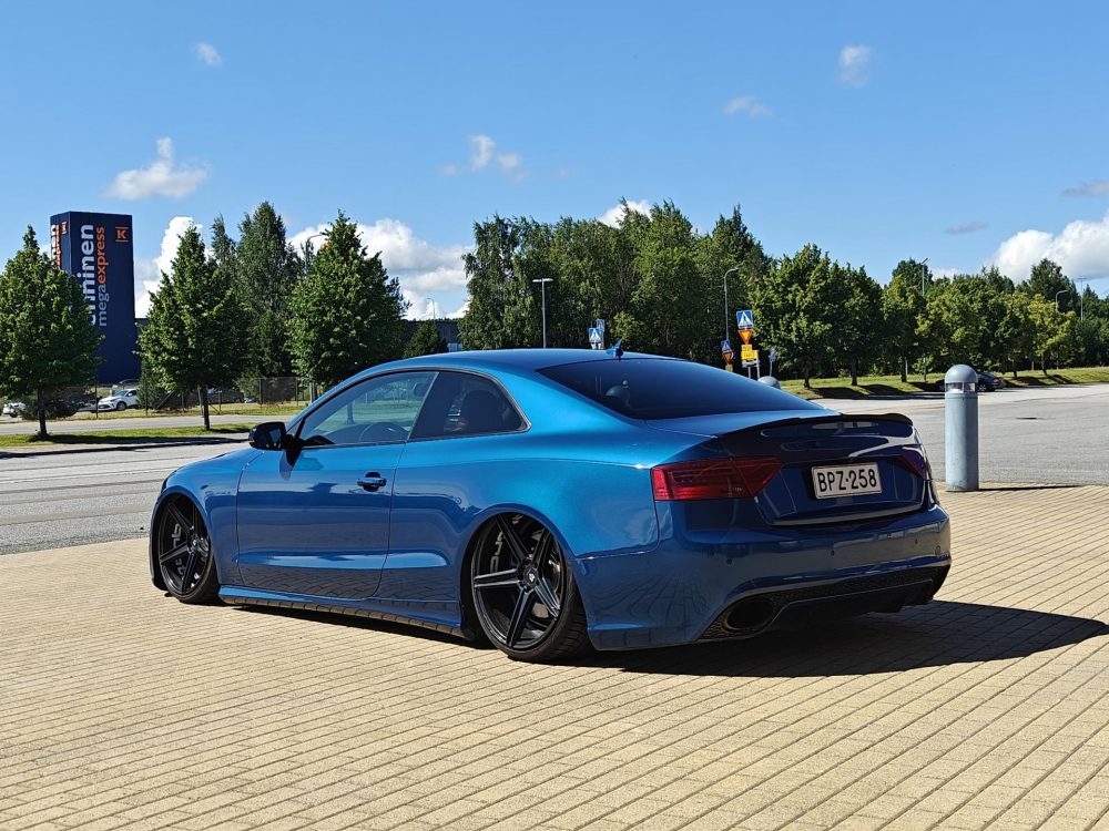 Audi A5 4