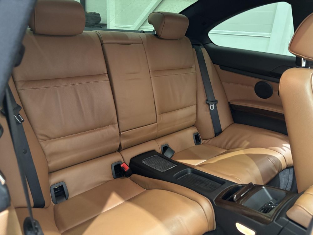 BMW 320 12