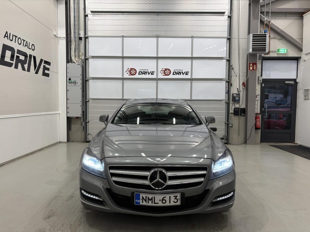 Mercedes-Benz CLS 2