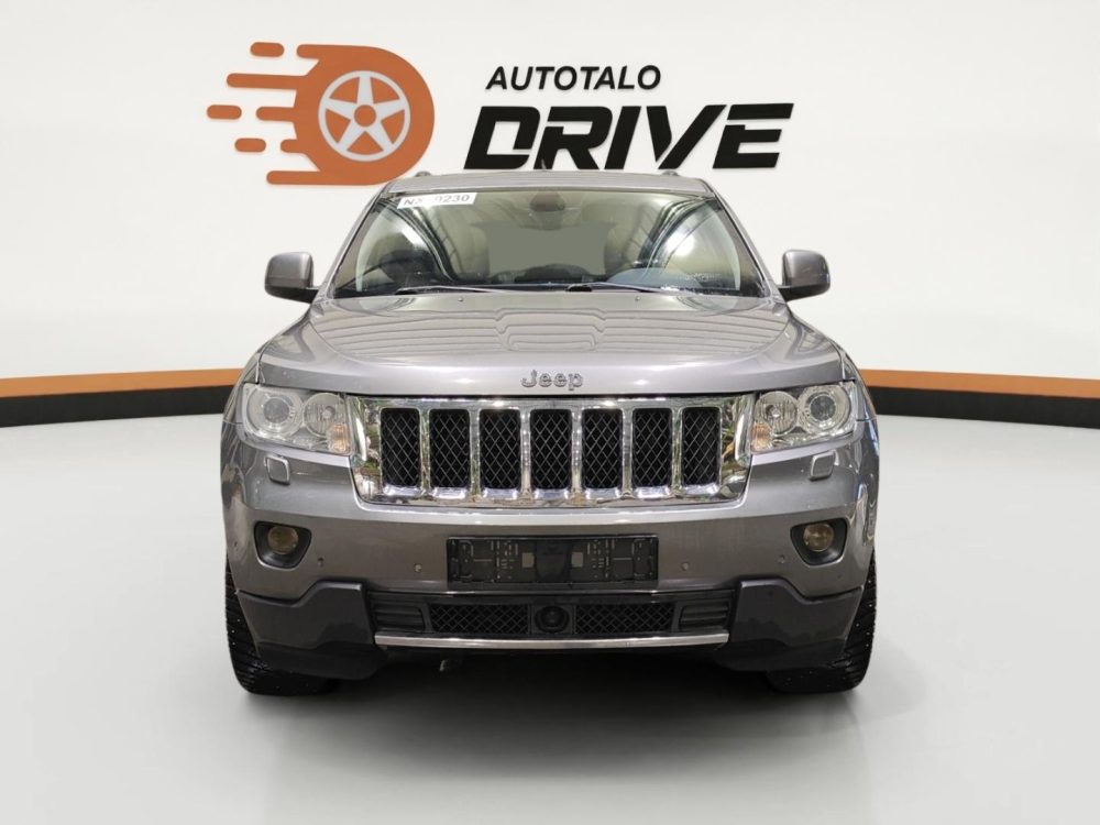 Jeep Grand Cherokee 8