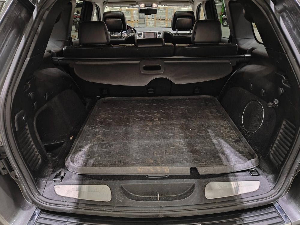 Jeep Grand Cherokee 22