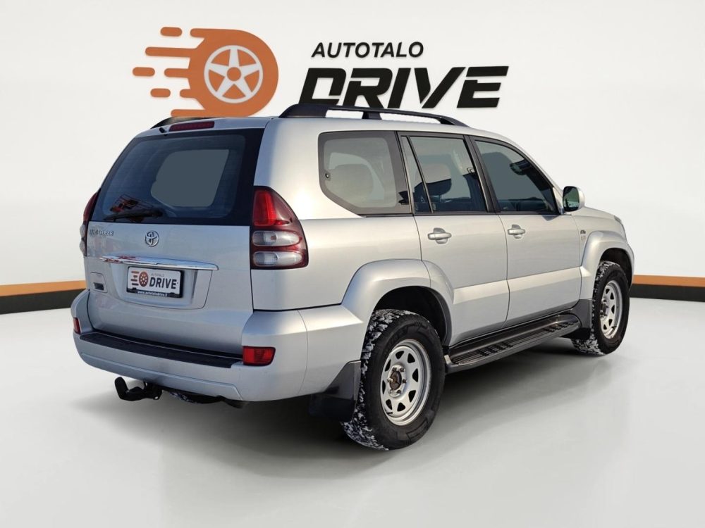 Toyota Land Cruiser 5