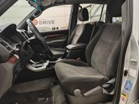 Toyota Land Cruiser 11