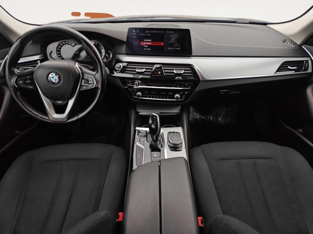 BMW 530 13