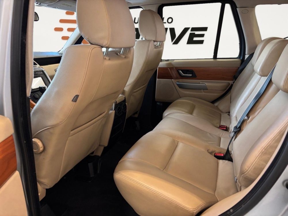 Land Rover Range Rover Sport 11