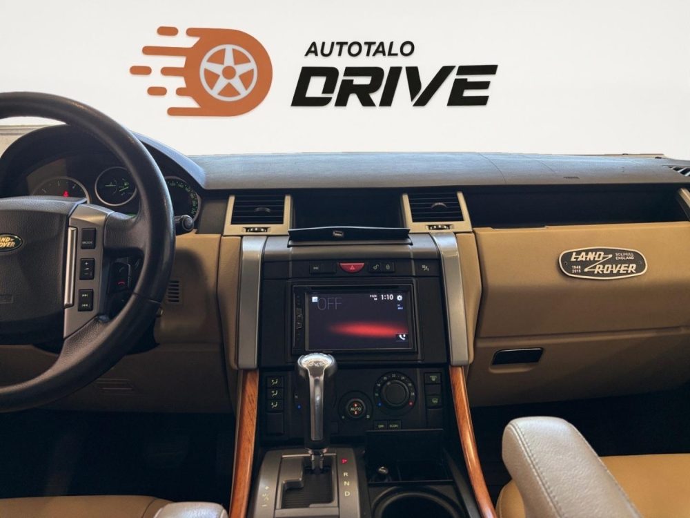 Land Rover Range Rover Sport 13