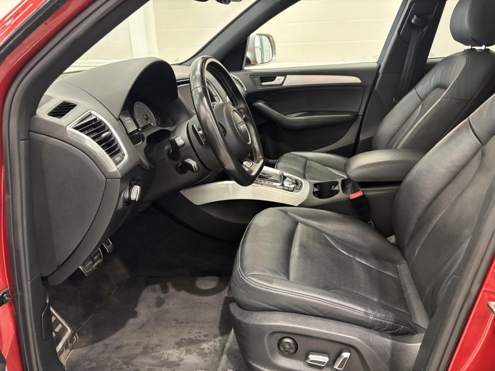 Audi SQ5 12