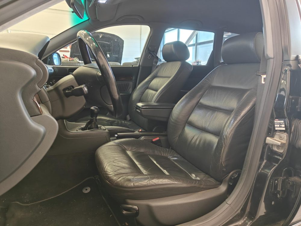 Audi A4 13