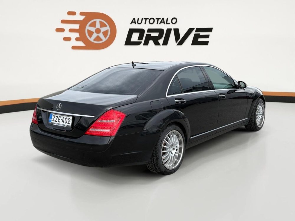 Mercedes-Benz S 7