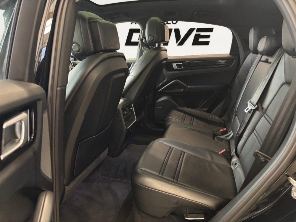 Porsche Cayenne 13
