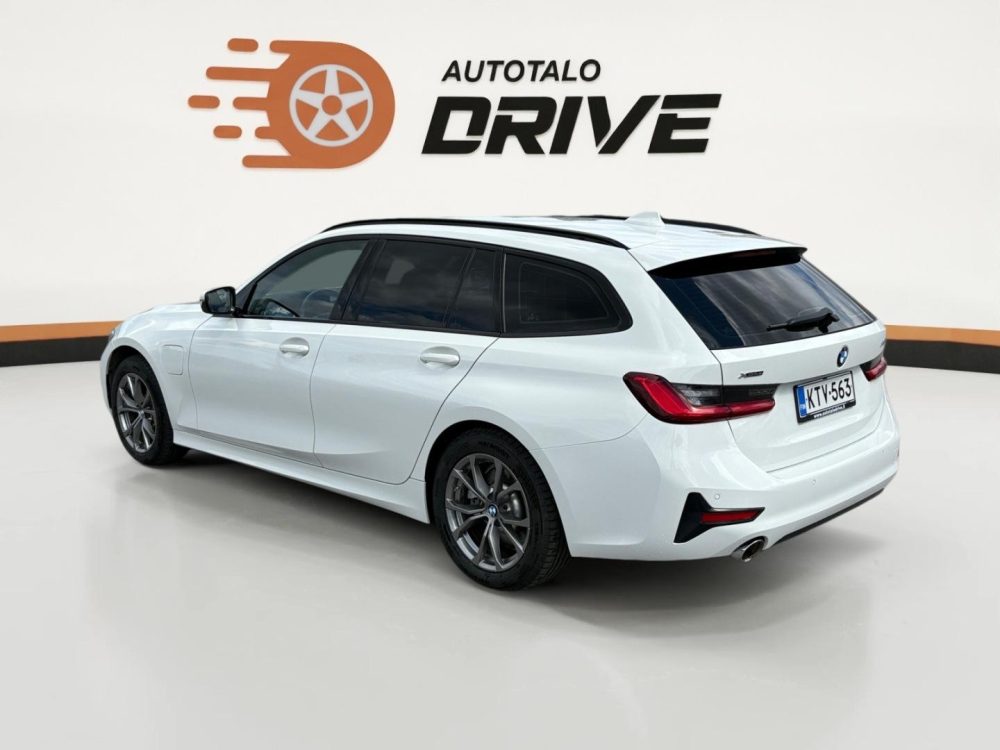 BMW 330 5