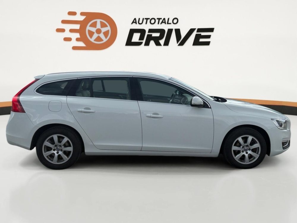 Volvo V60 8