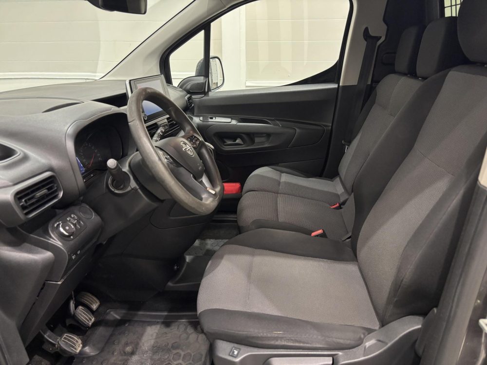 Opel Combo 9