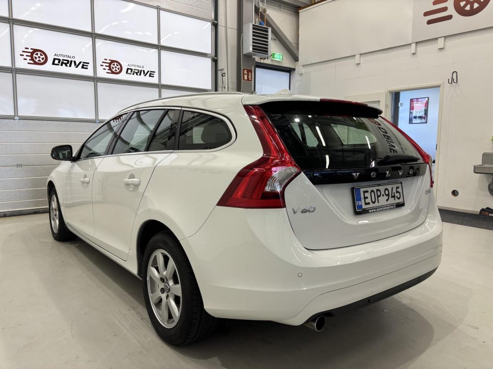 Volvo V60 3