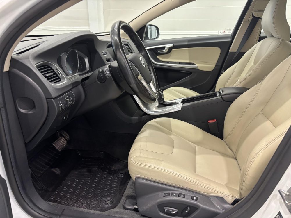 Volvo V60 9
