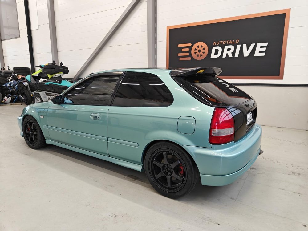 Honda Civic 4