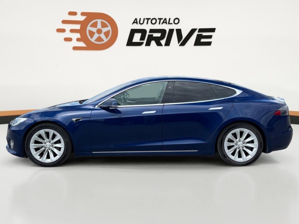 Tesla Model S 3