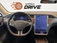 Tesla Model S 12