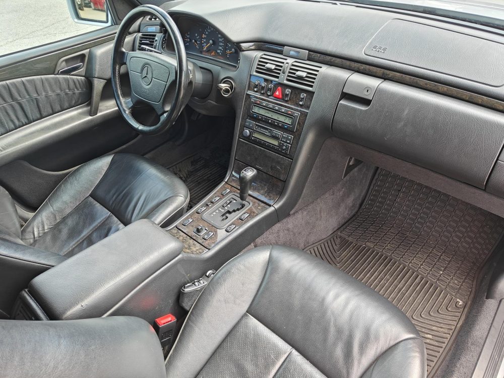 Mercedes-Benz E 13