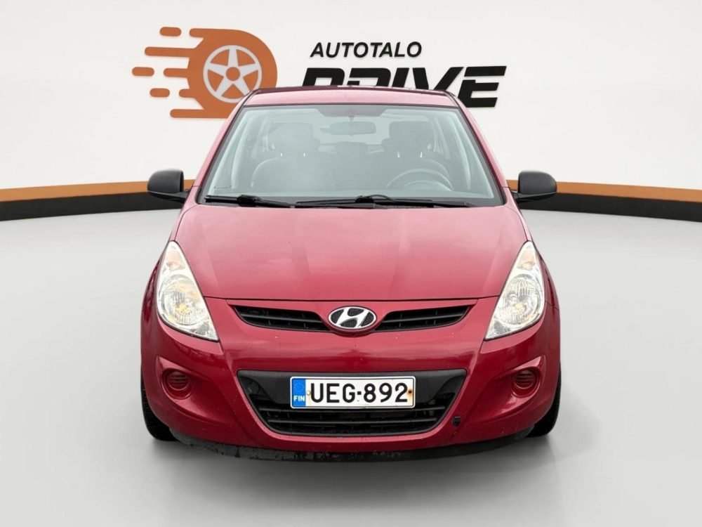 Hyundai i20 8