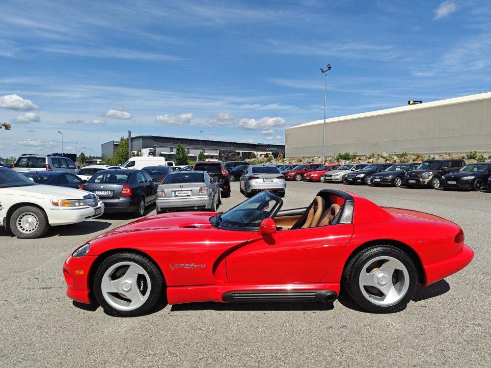 Dodge Viper 3