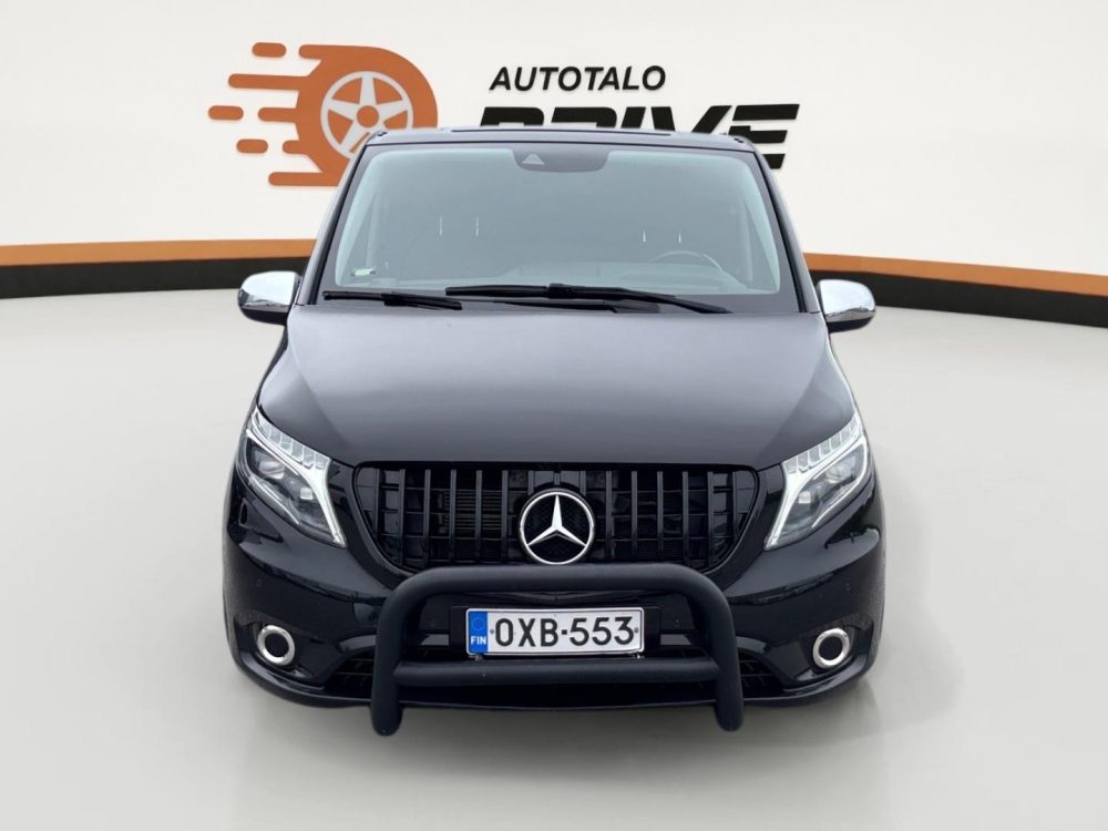 Mercedes-Benz Vito 9