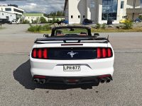 Ford Mustang 17