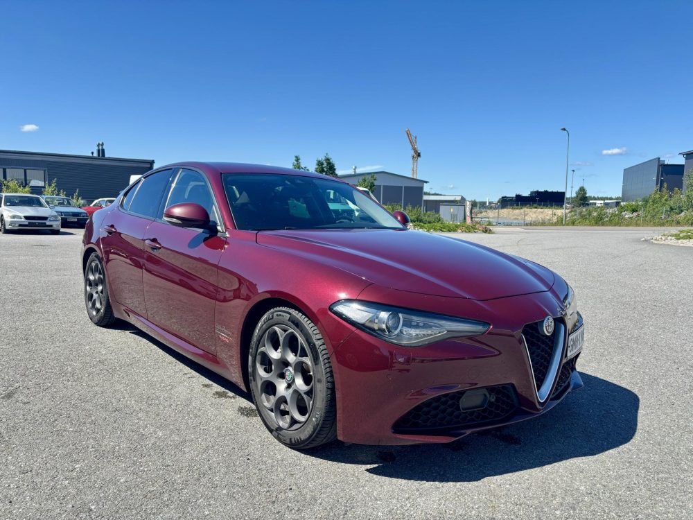 Alfa Romeo Giulia 3
