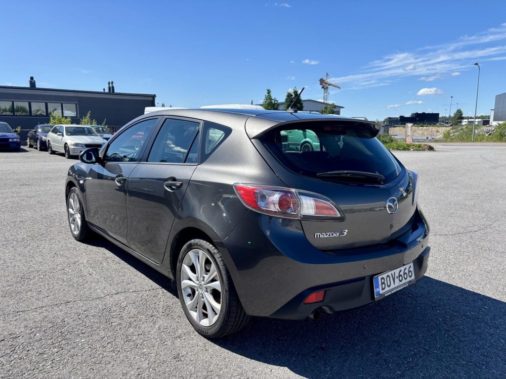Mazda 3 3