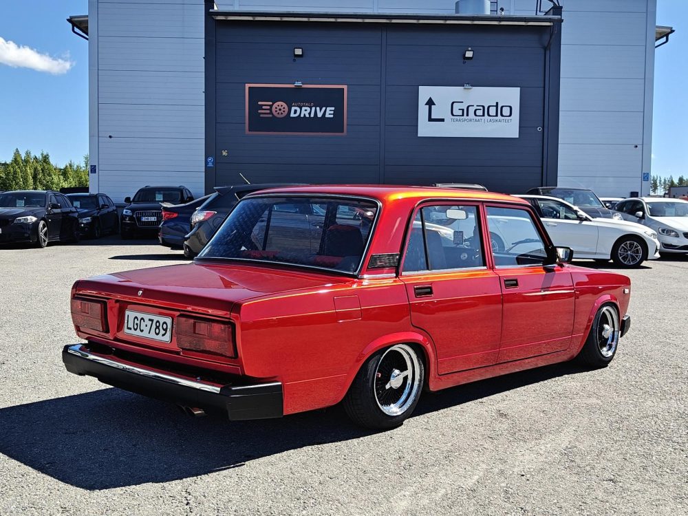 Lada 2107 10