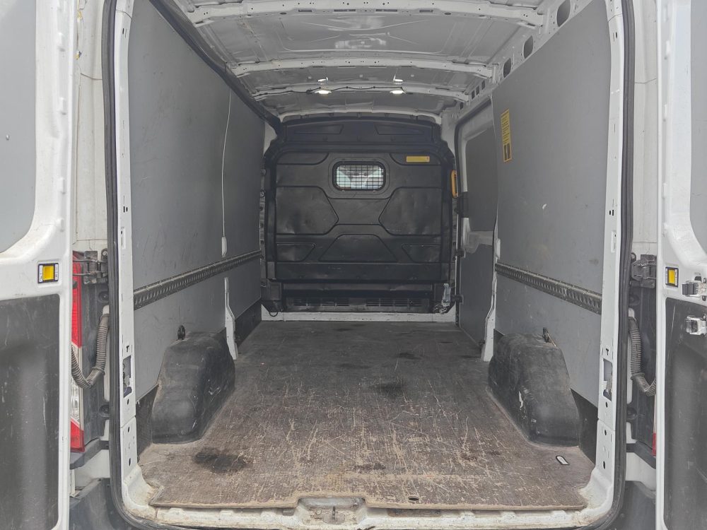 Ford Transit 13