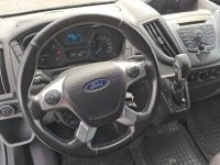 Ford Transit 9