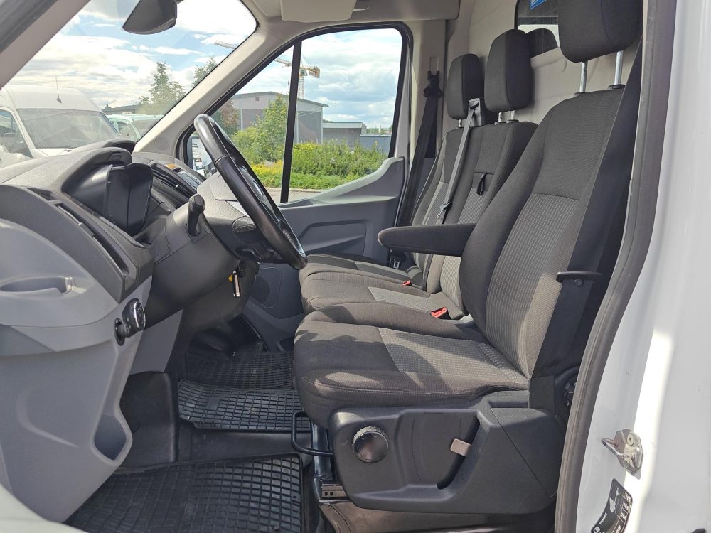 Ford Transit 10
