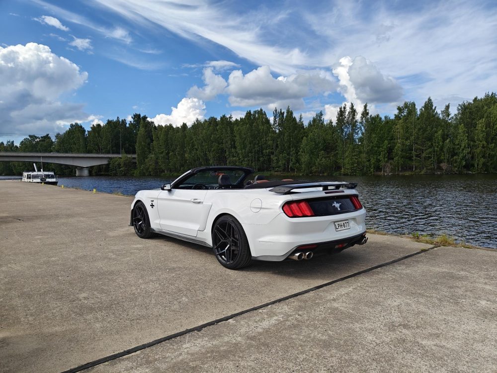 Ford Mustang 5