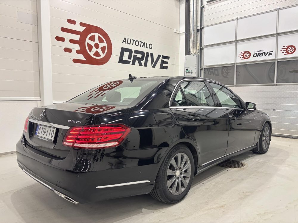 Mercedes-Benz E 5
