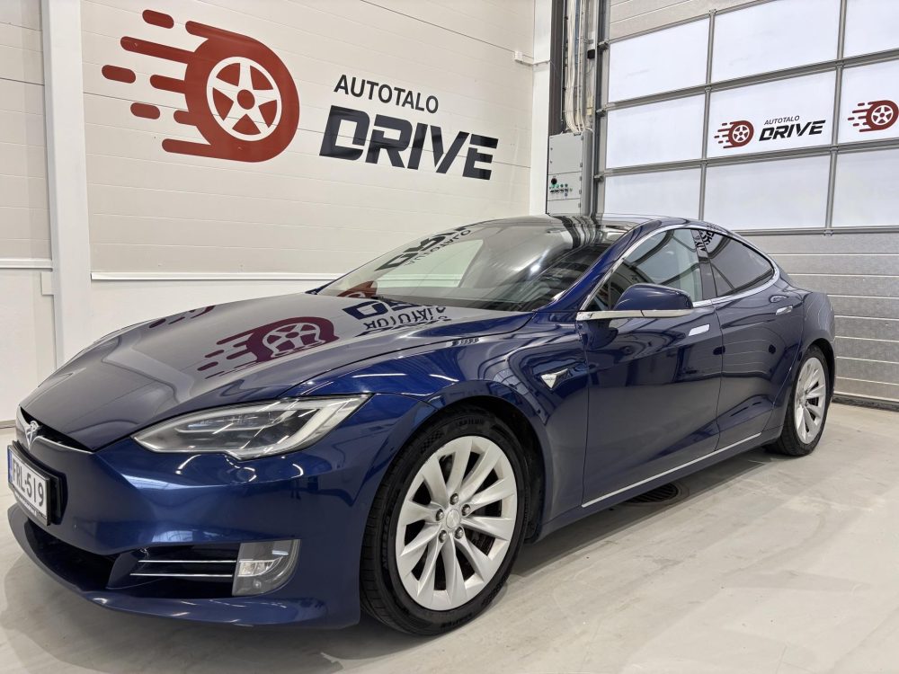 Tesla Model S 1