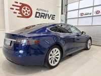Tesla Model S 5