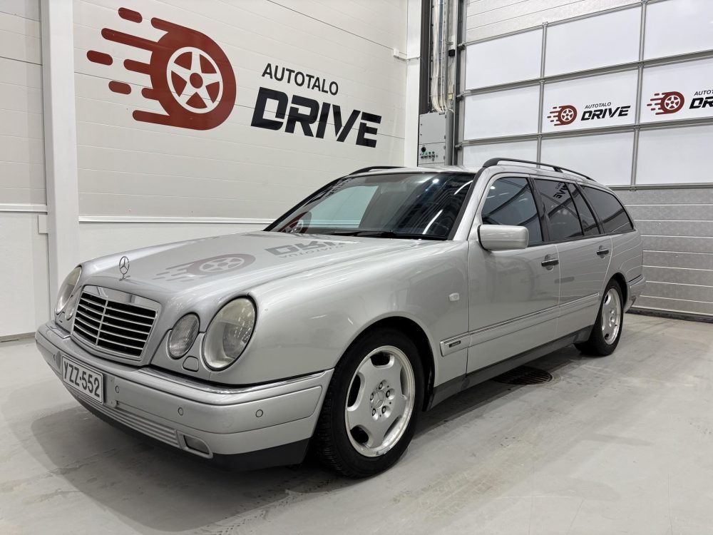Mercedes-Benz E 1